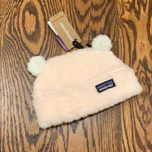 NWT Patagonia bear hat